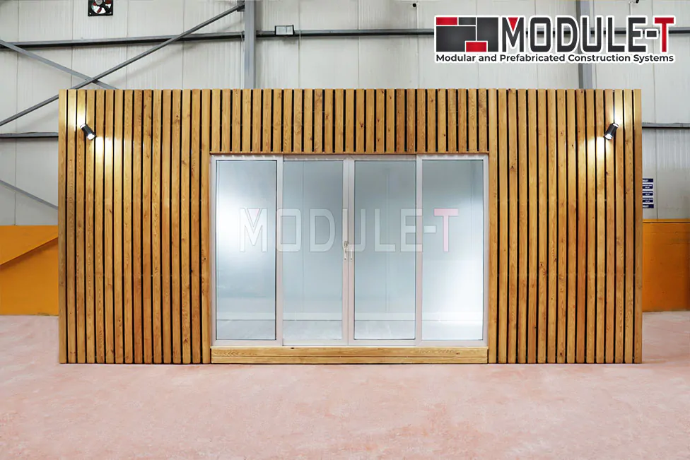 Module-T | Comment faire un bardage en bois sur un conteneur modulaire ?